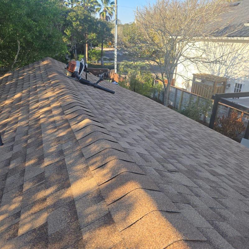 GAF asphalt shingle roof with blower on ridge