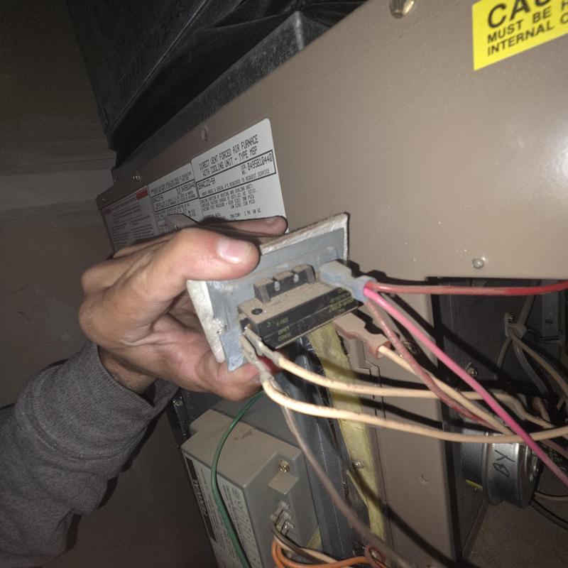 Furnace limit switch with wiring connections maintenance