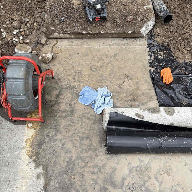 Sewer cleanout installation with jetting equipment Sewer cleanout installation with jetting equipment