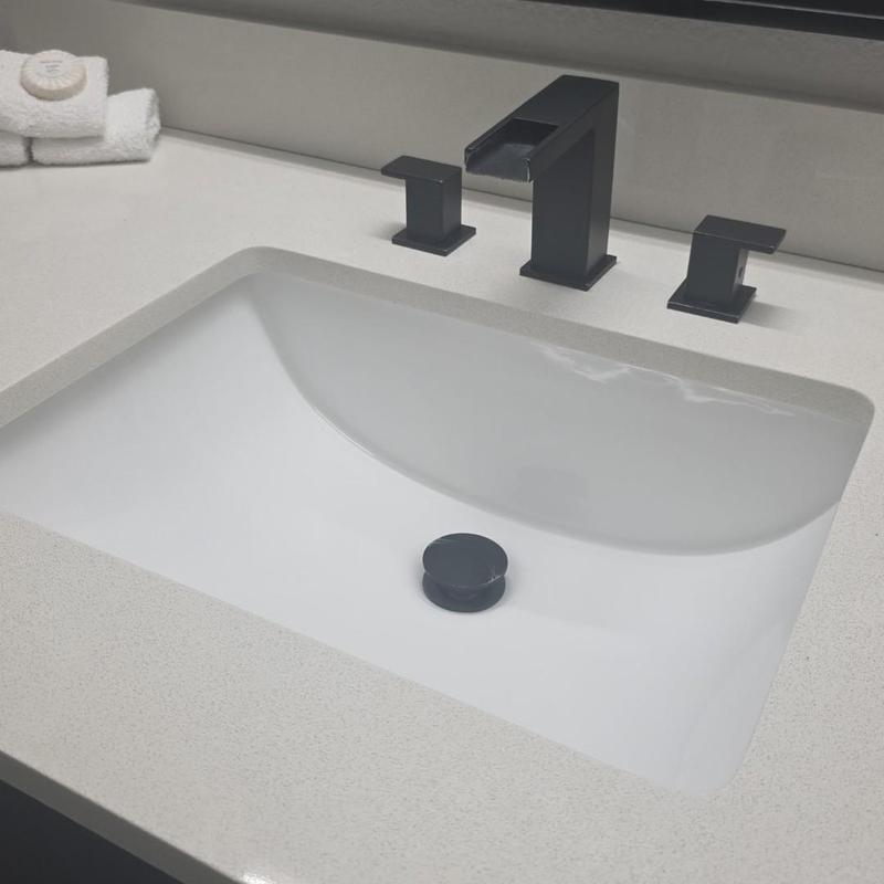 Widespread faucet and undermount sink installation