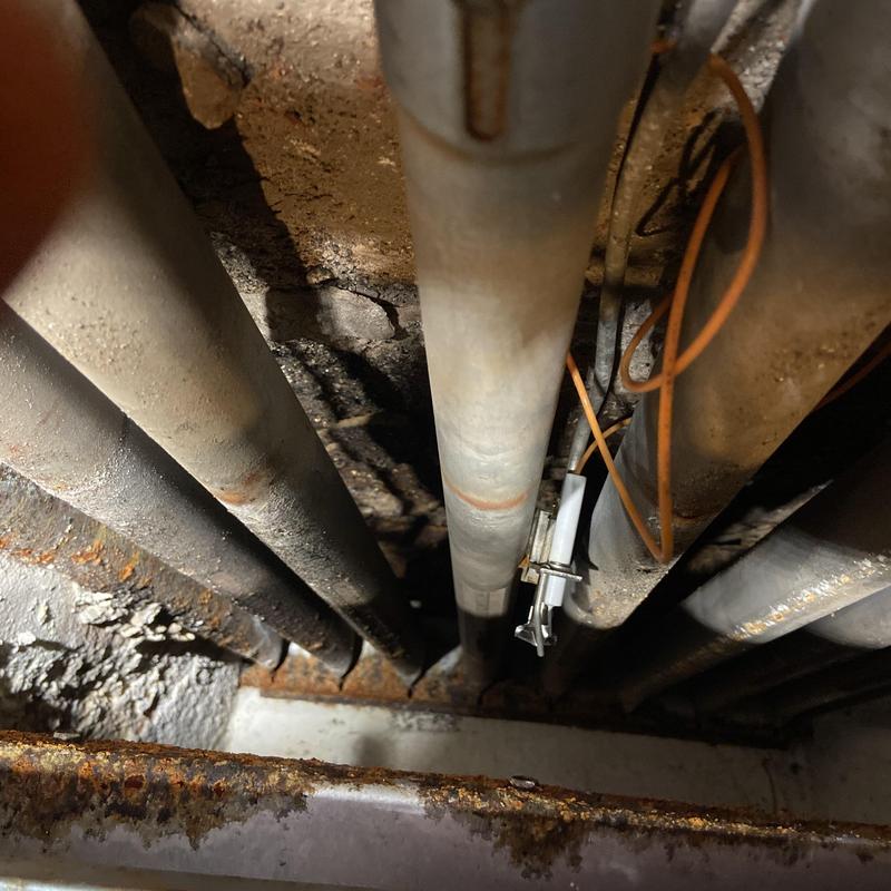 Boiler pilot light and gas valve with piping