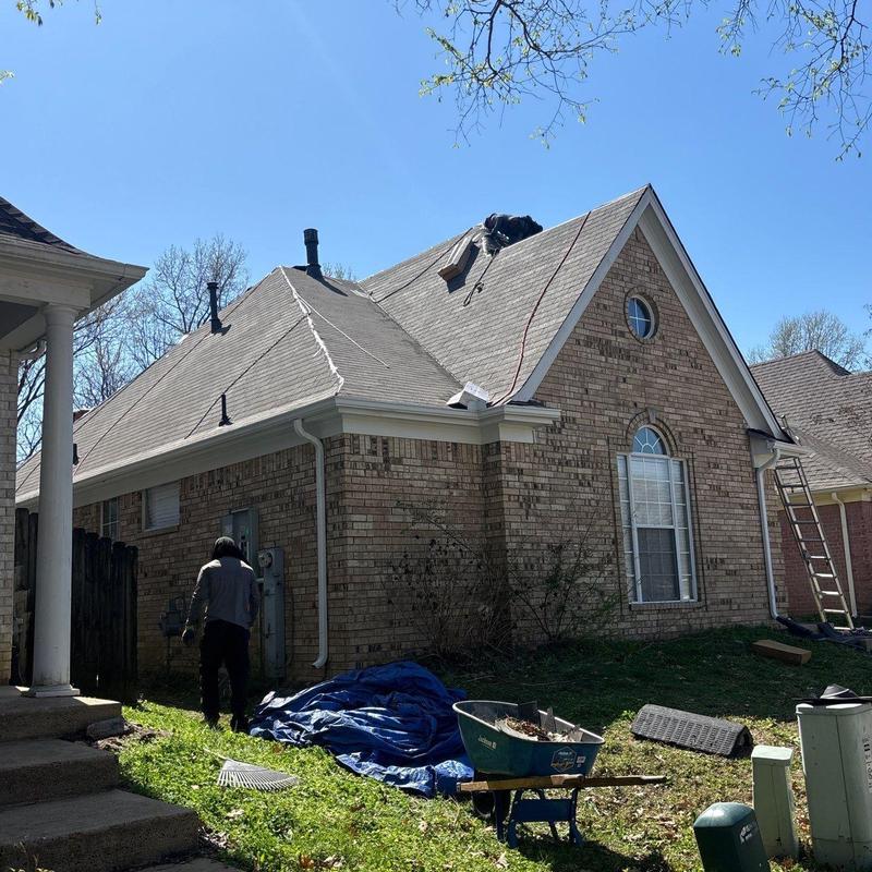Owens Corning Supreme shingle roof installation in Cordova