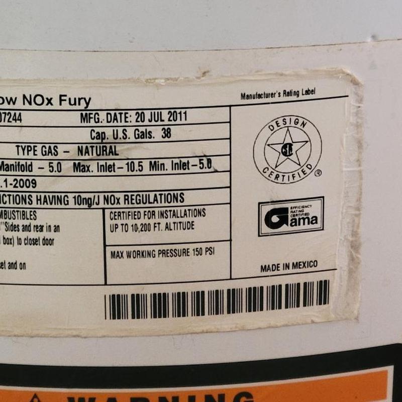 Water heater rating label with gas and capacity details