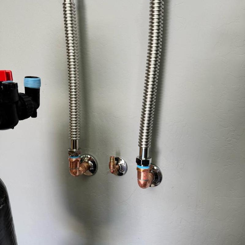 Green Fusion 1000 water softener copper and flex line connections