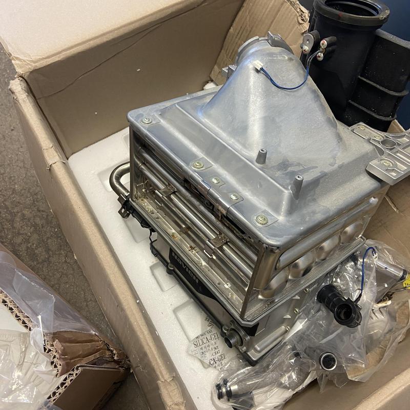 Heat exchanger unit in packaging for replacement job