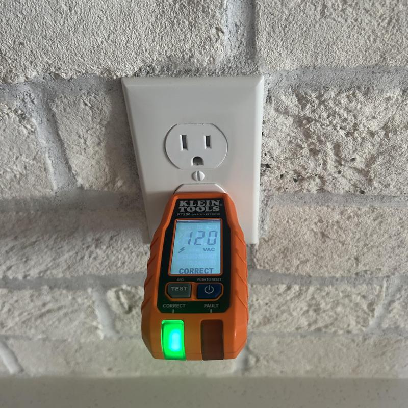 120V 20A electrical receptacle with voltage tester 120V 20A electrical receptacle with voltage tester