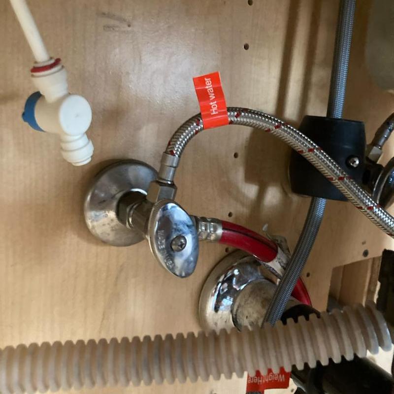 Hot and cold angle stop valves with plumbing connections
