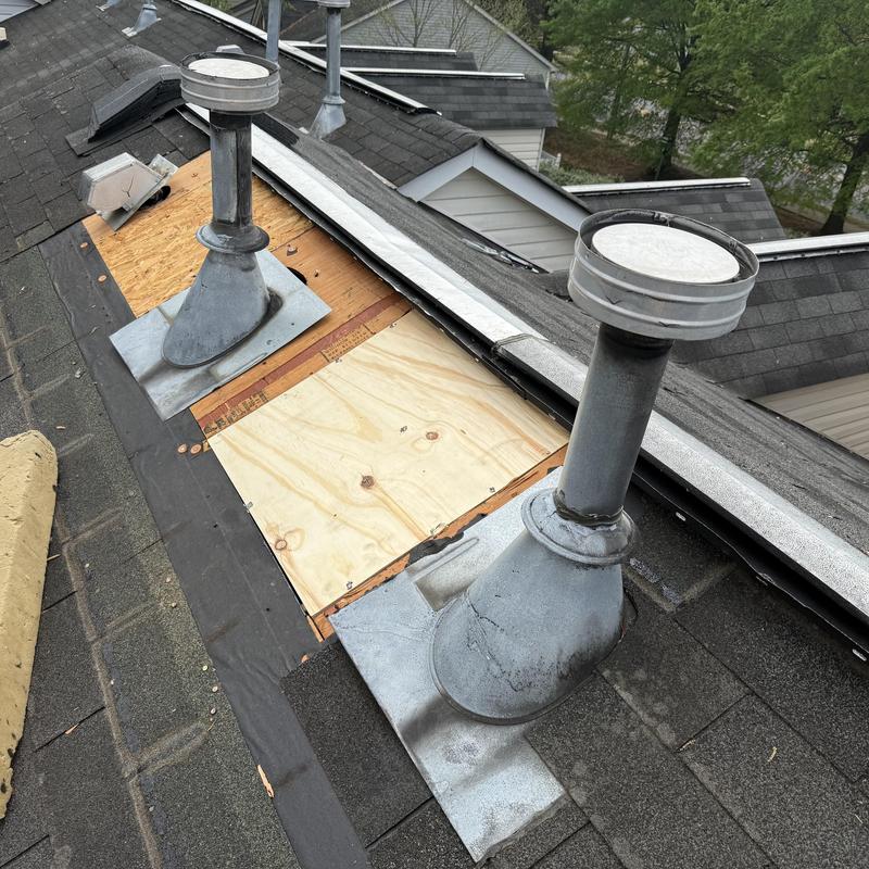 Ridge vent roof decking replaced with new plywood