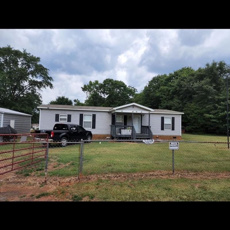 GAF shingle roof on single-story home in Spartanburg SC
