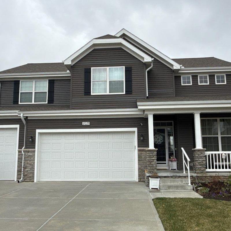 CertainTeed Landmark shingle roof with new gutters and siding