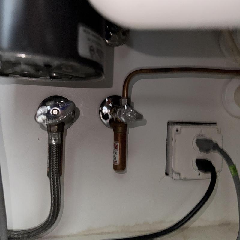 Refrigerator water shutoff valve replacement under sink