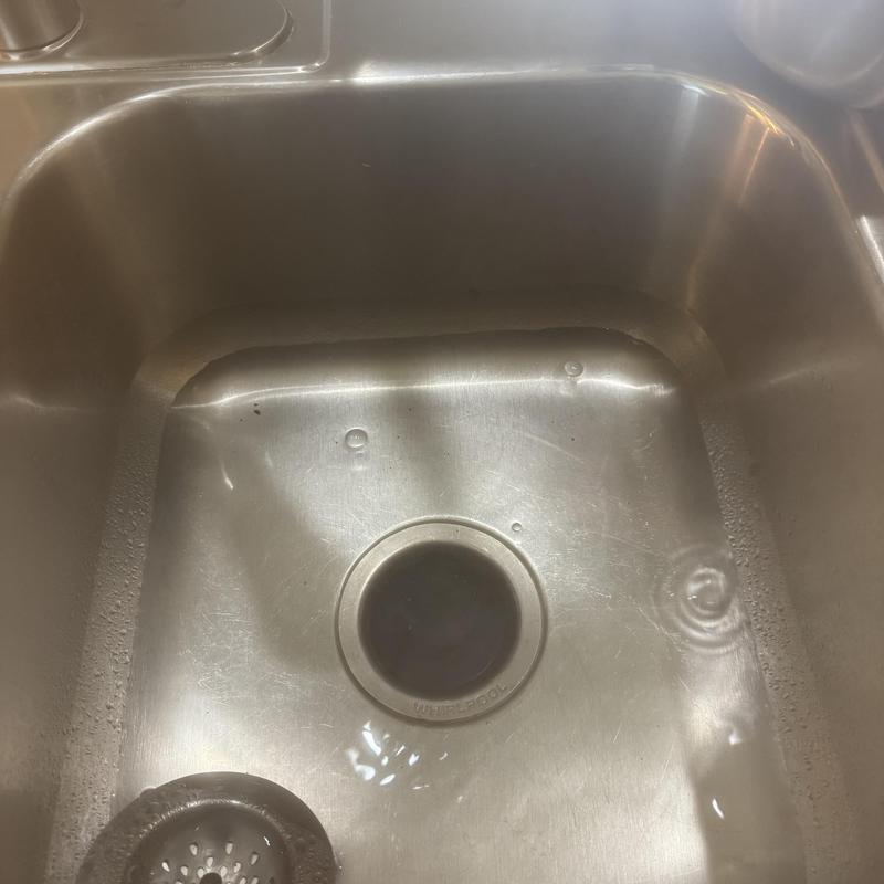 Kitchen sink drain with slow water drainage