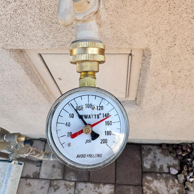 Pressure gauge on outdoor hose bib connector