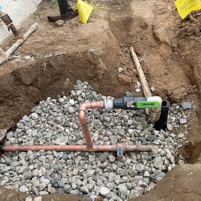 Copper water pipe with ball valve and yard box installation