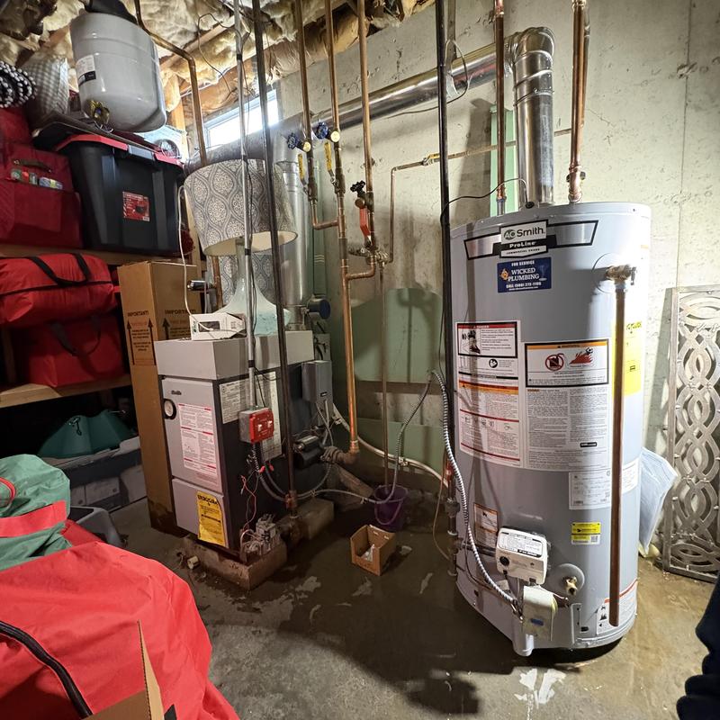 40-gallon natural gas water heater with power vent system 40-gallon natural gas water heater with power vent system