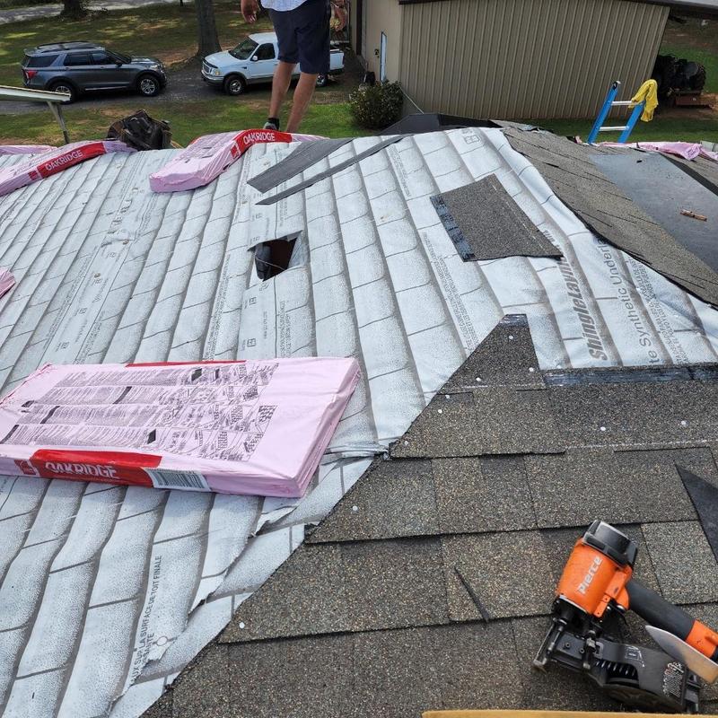 Asphalt shingle roof installation with roofing nailer tool