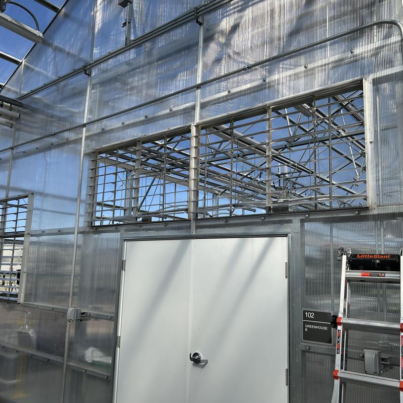 Greenhouse EMT conduit and weatherproof receptacle installation Greenhouse EMT conduit and weatherproof receptacle installation