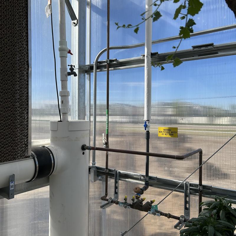 Greenhouse electrical conduit and weatherproof receptacle installation Greenhouse electrical conduit and weatherproof receptacle installation