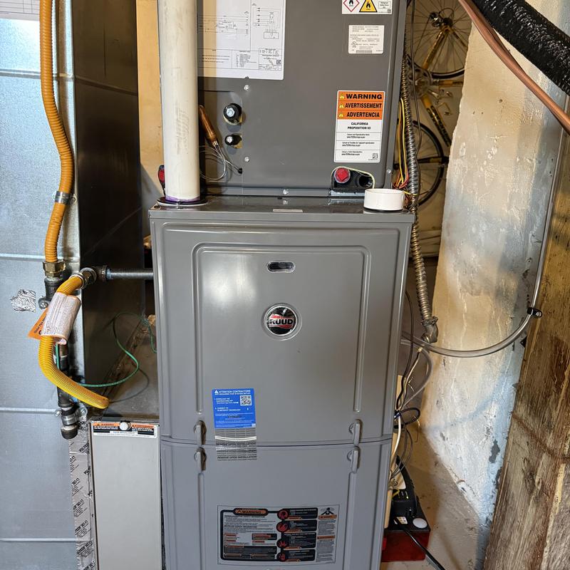 High-efficiency gas furnace and air handler installation High-efficiency gas furnace and air handler installation