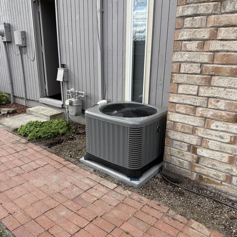 High efficiency air conditioning unit installation outdoors High efficiency air conditioning unit installation outdoors