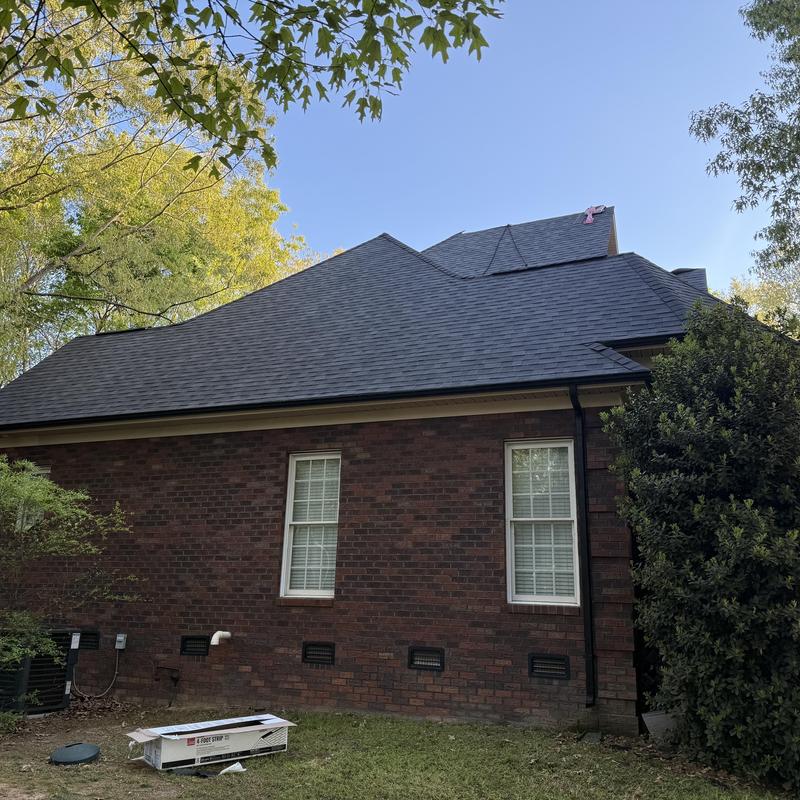 Owens Corning Duration shingle roof on custom home Owens Corning Duration shingle roof on custom home