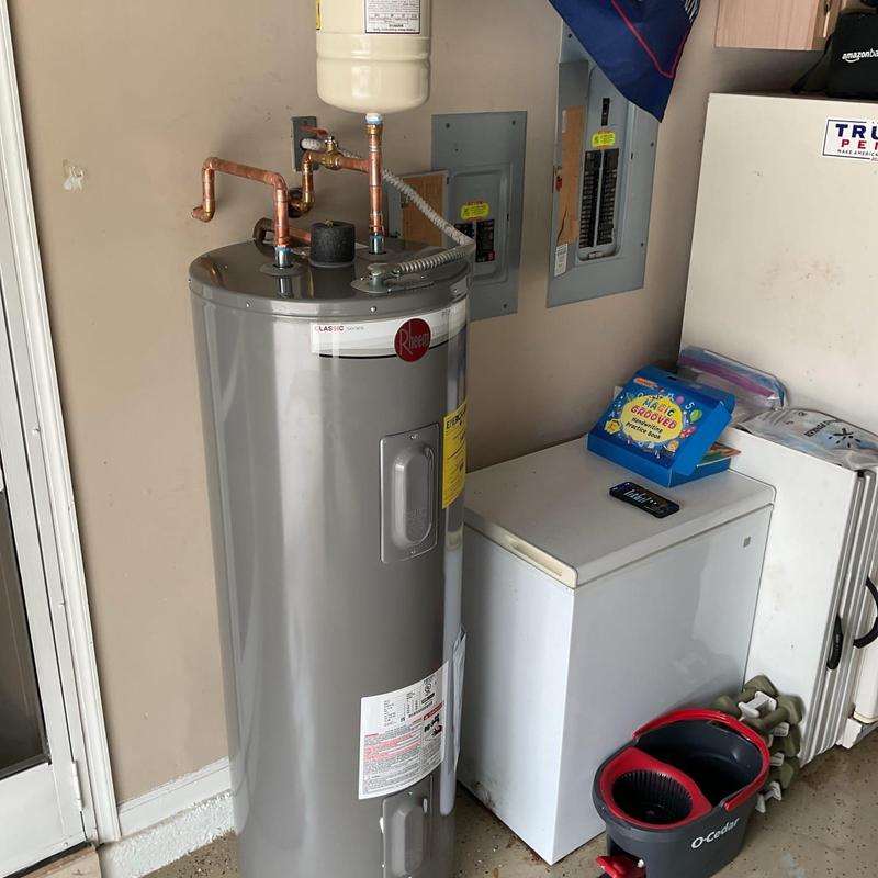 Rheem electric water heater with copper piping