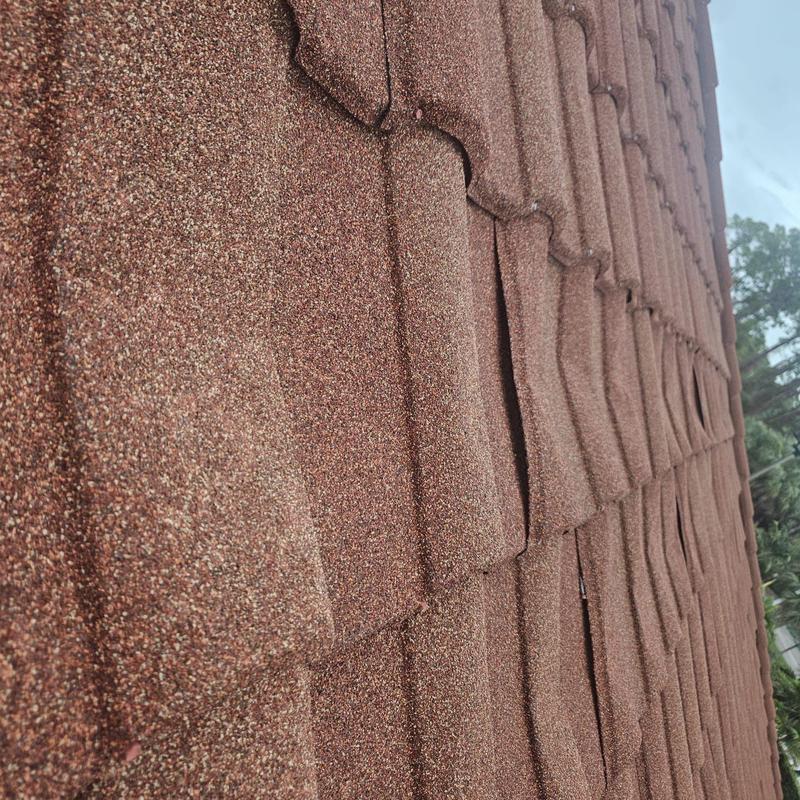 Stonecoated steel roof panels damaged along edge