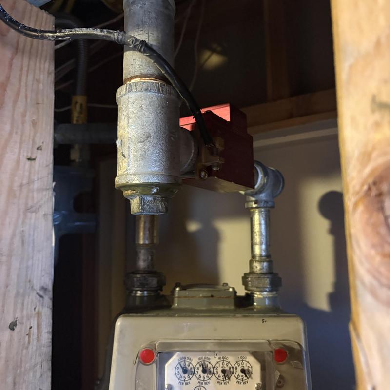 Earthquake emergency gas shutoff valve installation