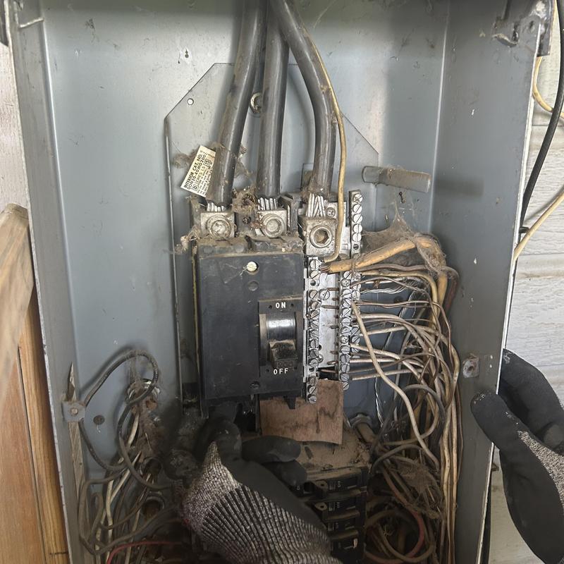 200 amp main breaker and electrical panel wiring in Boise