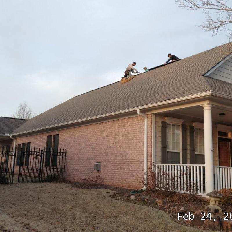 Owens Corning Oakridge asphalt roof installation