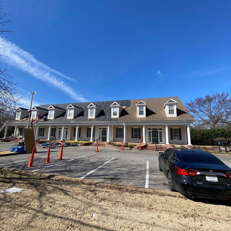 Owens Corning Oakridge asphalt roofing installation