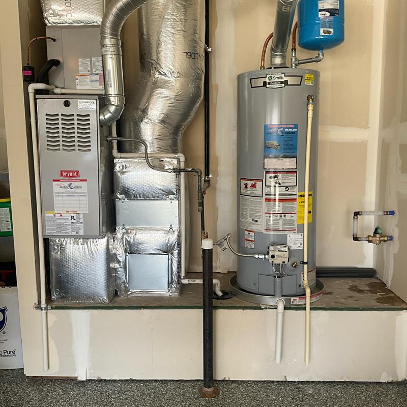 Water heater with pressure reducing valve installation and tank Water heater with pressure reducing valve installation and tank