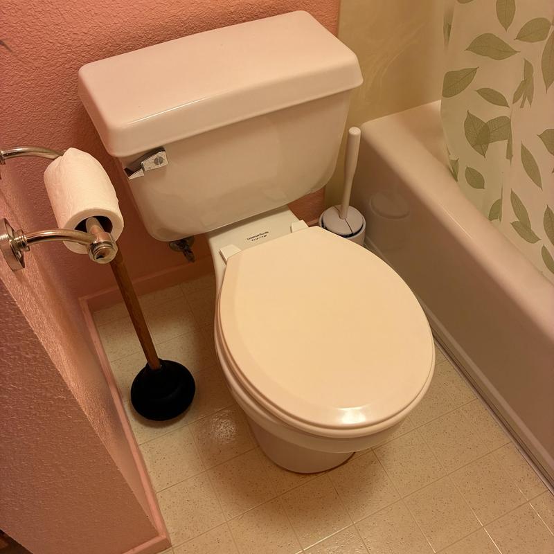 Toto Drake round bowl toilet installation in bathroom