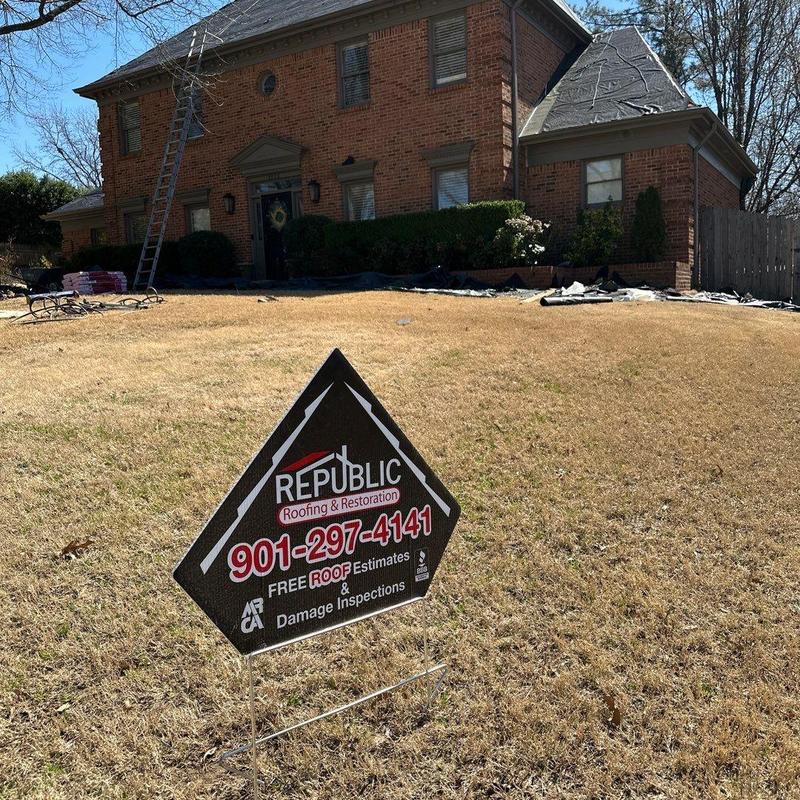 Owens Corning Oakridge asphalt roof replacement in Germantown