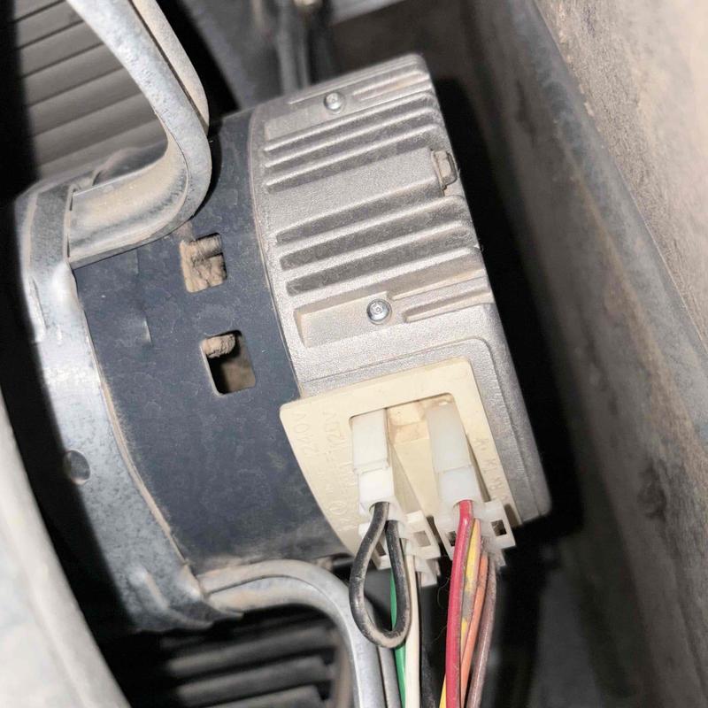 Furnace induced draft blower motor with wiring connections Furnace induced draft blower motor with wiring connections