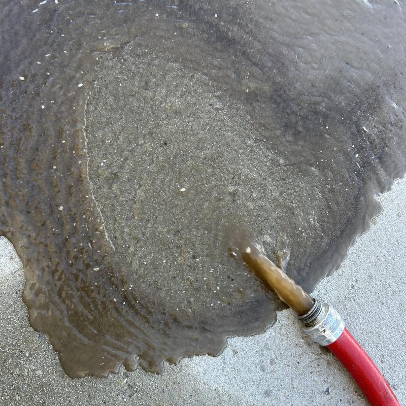 Water heater drain valve flushing and draining