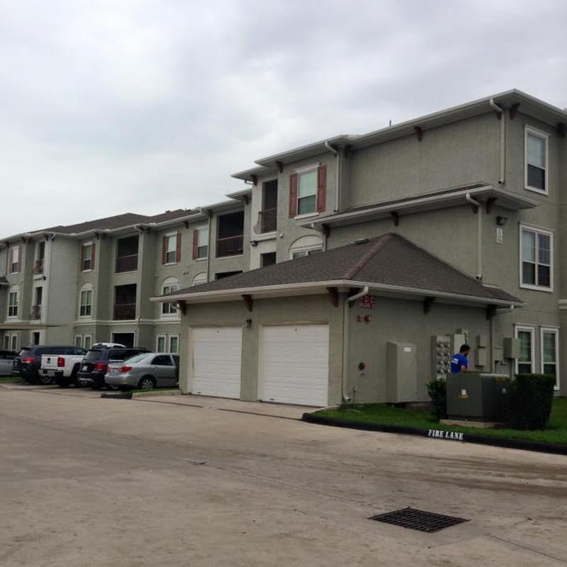 Asphalt shingle roof on apartment complex building