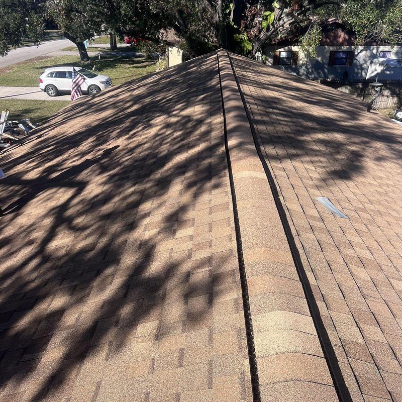 Tamko Titan XT Rustic Cedar roof with ridge cap