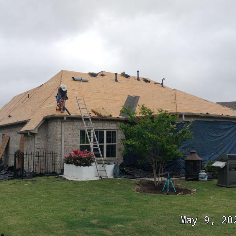 Owen Corning Oakridge asphalt roof decking installation