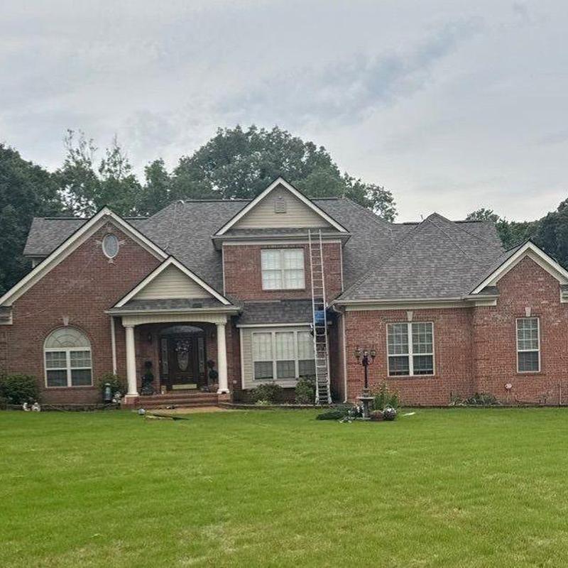Owens Corning Oakridge asphalt roof installation