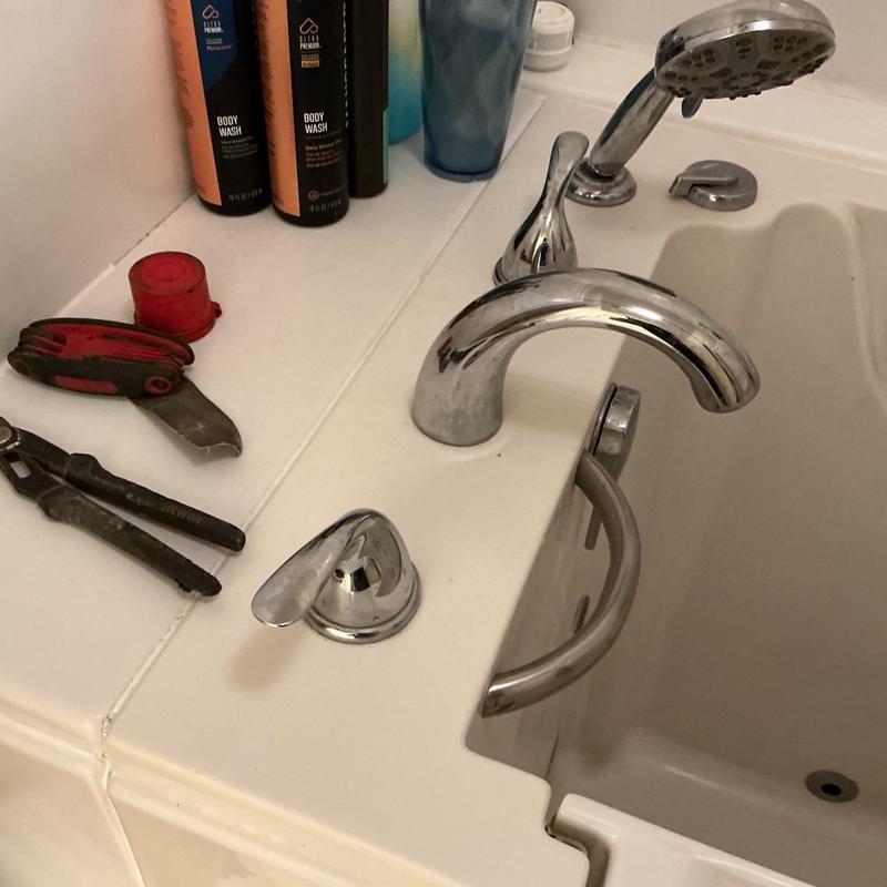 Tub diverter valve with grease seals and tools