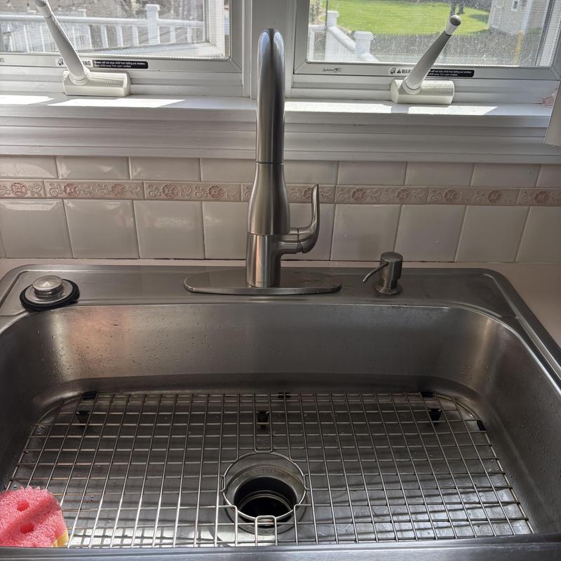 Gerber kitchen faucet and stainless steel sink installation
