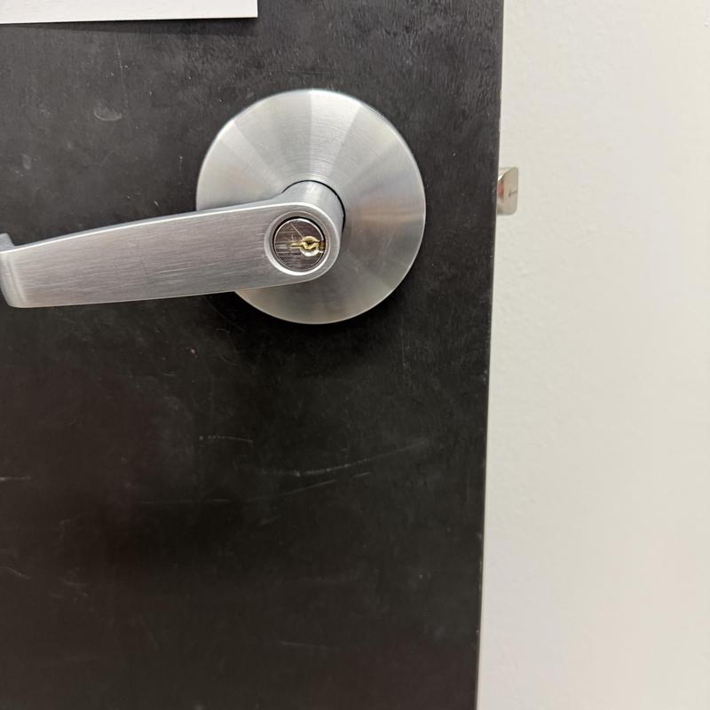 Falcon entry lever with broken key in lock cylinder