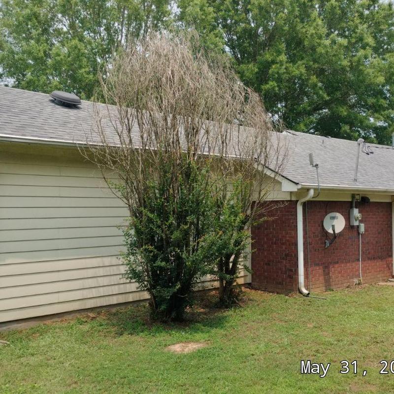 Owens Corning Oakridge asphalt roof with vent system