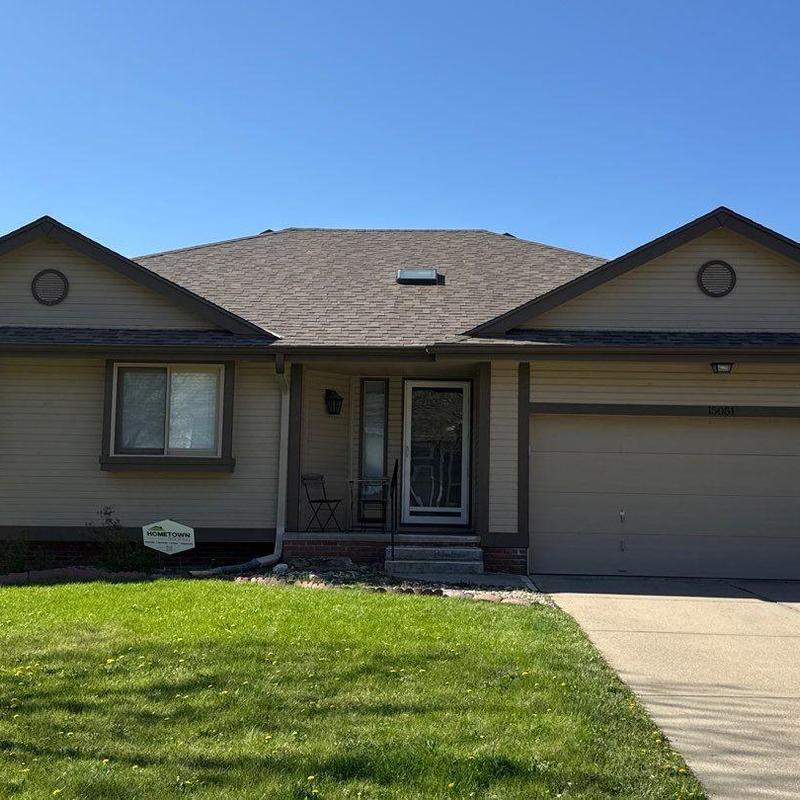 Malarkey Vista shingles and Velux skylight installation