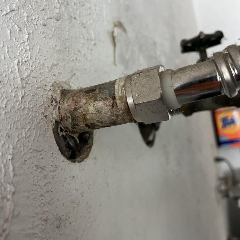 Shutoff valve with corroded inlet pipe and fitting