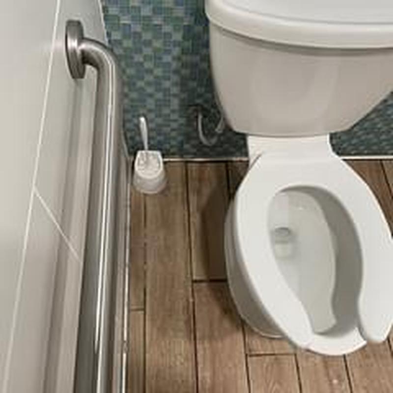 Toilet with wax ring and supply line replaced