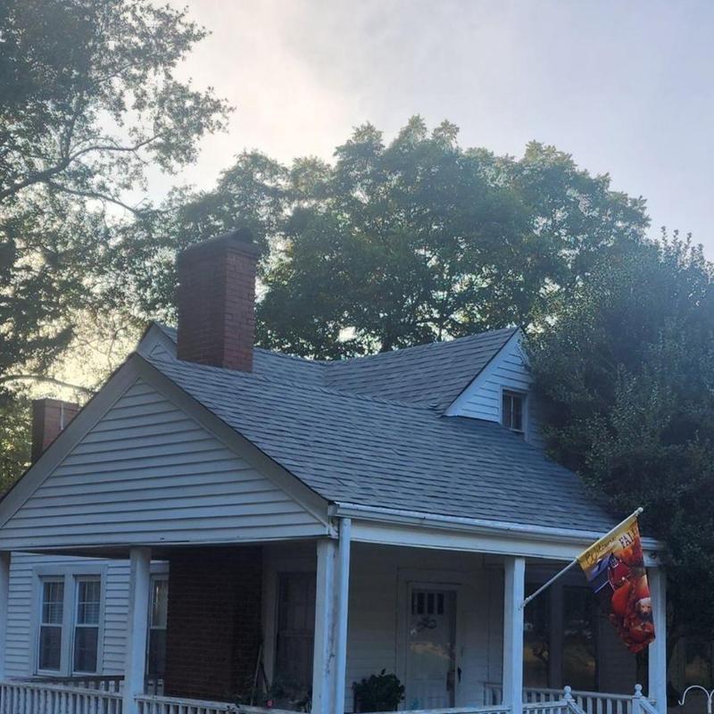 Owens Corning architectural shingle roof on home Owens Corning architectural shingle roof on home