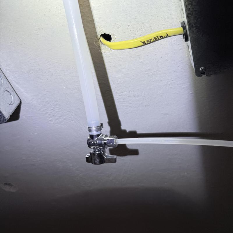 Pex piping and icemaker water line connection