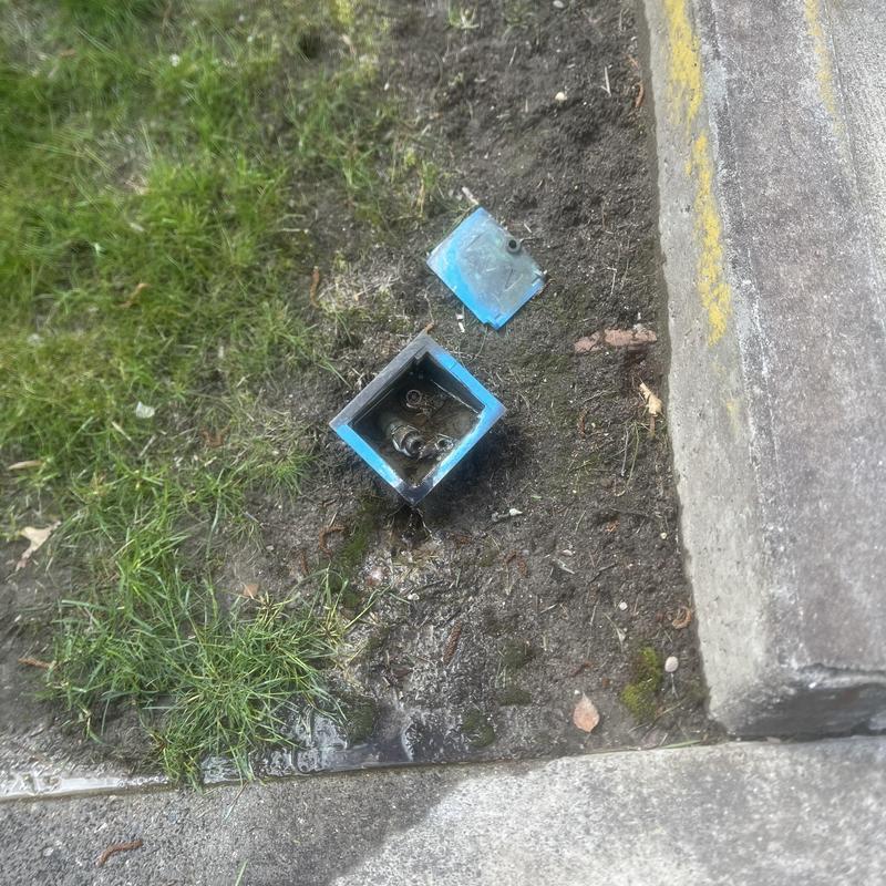 Water service box with exposed valve underground